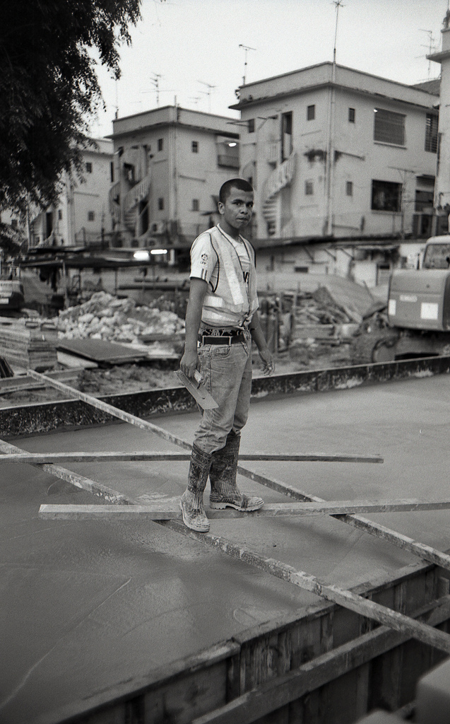 新加坡五月-人-菲林中文-独立胶片摄影门户！